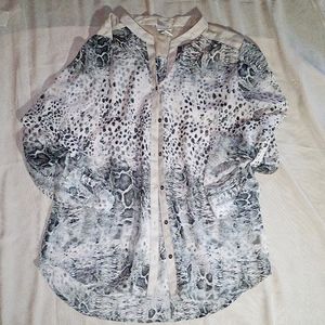 Casual button down 3/4 sleeve